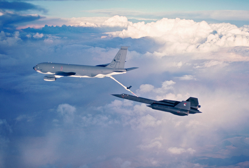 Illustration for article titled La evolución del avión espía SR-71 Blackbird en espectaculares imágenes